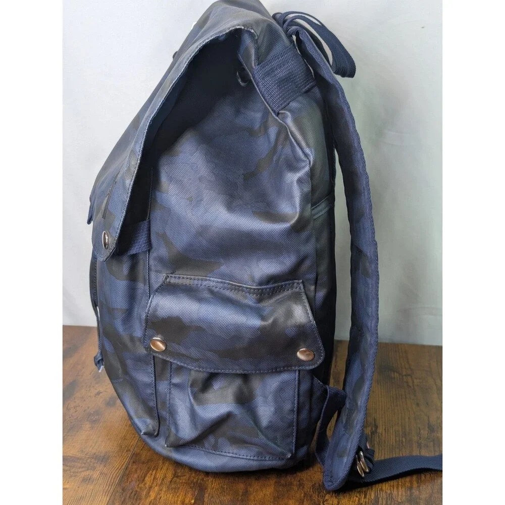 Duchamp London Laptop Backpack Rucksack Blue/Gray Camouflage